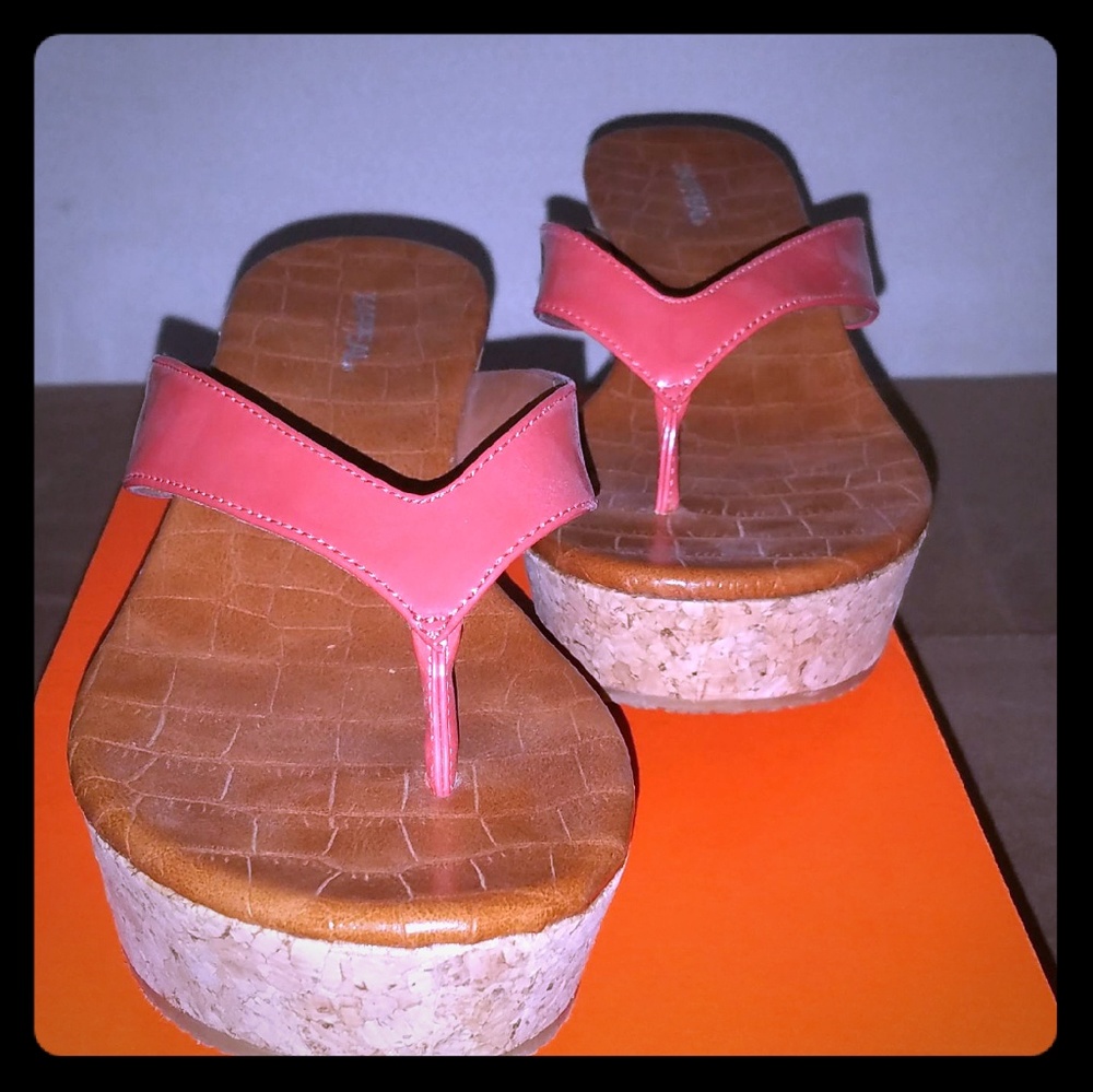 Cork Wedges